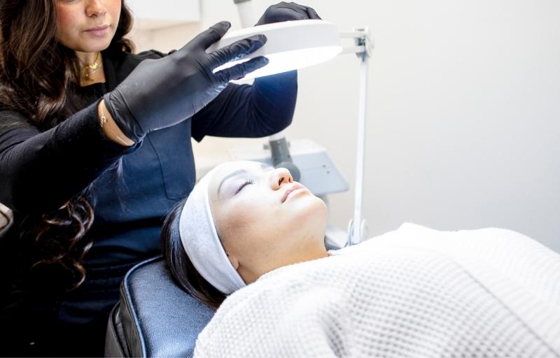 Intense Pulsated Light acne treatments